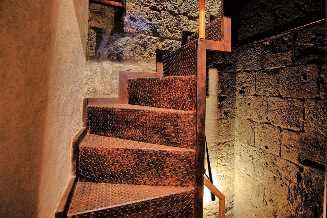 Torre Salvucci Maggiore Medieval Tower Experience San Gimignano Exterior foto